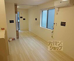 京阪石山坂本線 三井寺駅 徒歩5分の賃貸アパート 3階1LDKのリビング/ダイニング