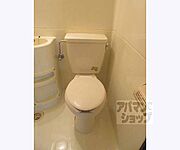 清潔感のあるトイレです