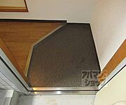 段差の少ない玄関です