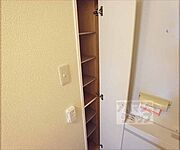 靴箱です。
