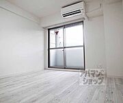 綺麗なお部屋です
