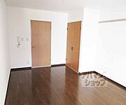 シンプルなお部屋です