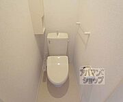 ウォシュレット付き。