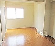 明るいお部屋です。