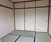 収納スペースのあるお部屋です