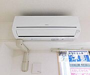 キレイなエアコンです