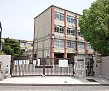 百々小学校まで600m