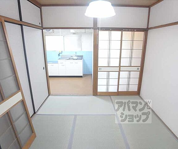 寝室