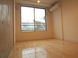 都営大江戸線 練馬春日町駅 徒歩4分の賃貸マンション 1階ワンルームのリビング/ダイニング