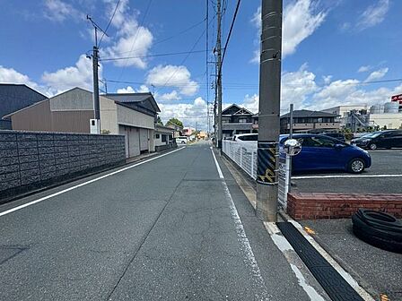 前面道路含む現地写真