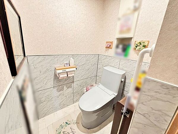 トイレを拡大表示