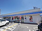 ローソン入間上藤沢店 547m