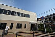 駅前 400m