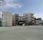 青梅市立第一中学校 徒歩80分。中学校 6380m