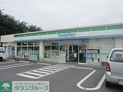 ファミリーマート昭島中神町店 徒歩10分。コンビニ 770m