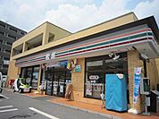 セブンイレブン 140m