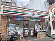 セブンイレブン　近鉄郡山駅前店まで400メートル