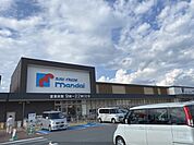 万代　天理北店まで450メートル