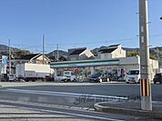 ファミリーマート桜井阿部店まで750メートル