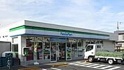 ファミリーマート田柄一丁目店 376m