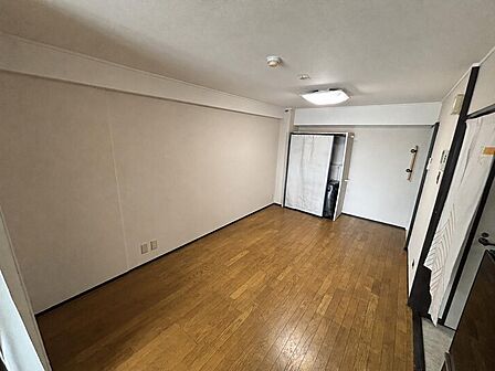 ※掲載写真は一部明るさ調整および不要物の除去等の加工を行っております。実際の室内状況とは異なる場合がございますので、現況を優先とさせていただきます。