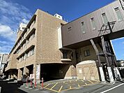 病院「医療法人社団志仁会三島中央病院まで697m」