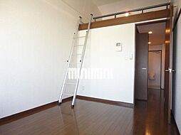 アムールＳＥＲＩ 2階1Kのリビング/ダイニング