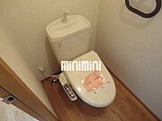 温水洗浄便座付のトイレです