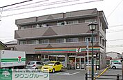 セブンイレブン逗子桜山3丁目店 徒歩4分。コンビニ 320m