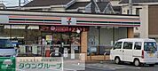 セブンイレブン久里浜店 徒歩5分。 360m