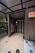 ★オートロック完備♪商業施設至近★