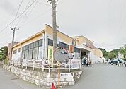 やまか玉縄店 徒歩3分。スーパー 230m