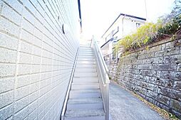 6 / 9