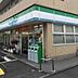 周辺：ファミリーマート六浦四丁目店 徒歩7分。コンビニ 520m