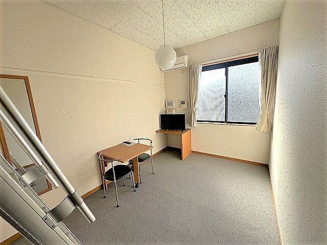 寝室
