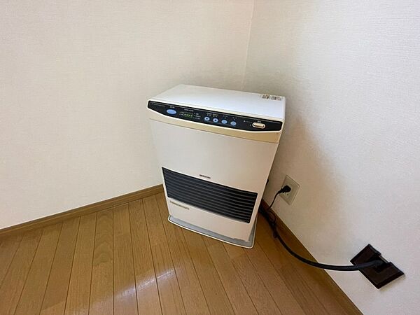 画像24:灯油暖房です。札幌の寒い冬もこれで大丈夫！
