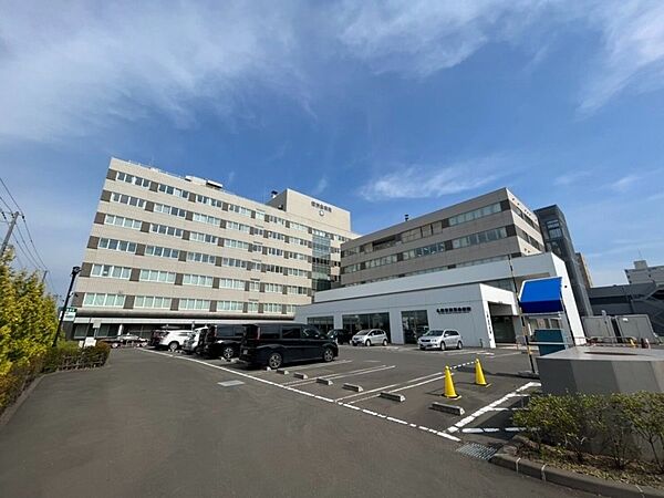 画像29:医療法人徳洲会札幌東徳洲会病院 395m