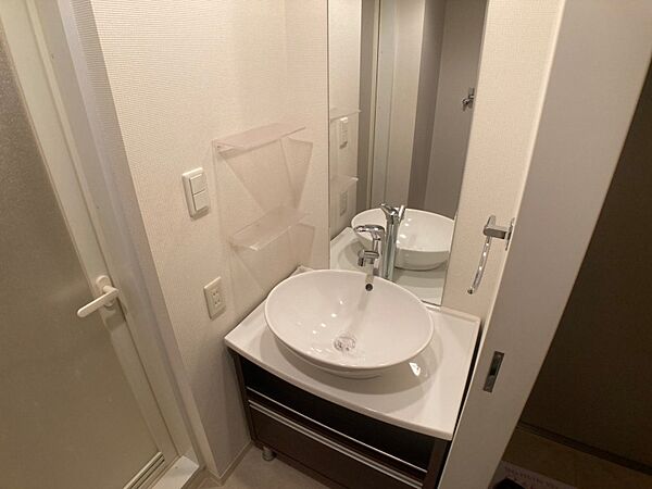 画像15:こちらに洗面台があります。朝の洗顔はこちらで。