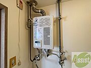 給湯器は簡単操作で温度調整ができますよ。