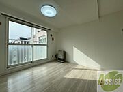 明るいお部屋は気持ちよく過ごせそうですね。