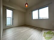 明るいお部屋は気持ちよく過ごせそうですね。