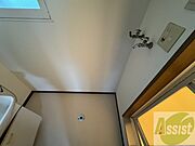 もちろん洗濯機置場は室内にあるので、いつでも洗濯できますよ～