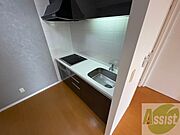 IHシステムキッチンです。お手入れも楽々ですね。