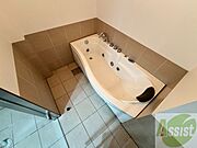 お風呂です。疲れを癒すのに欠かせませんね！