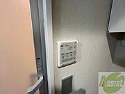 浴室乾燥機付きのお風呂です！快適に使えそうですね。