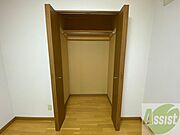 寝室の収納です。部屋がすっきり片付きます。
