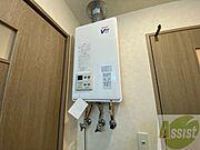 給湯器は簡単操作で温度調整ができますよ。