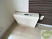 暖房です。寒い冬もこれで乗り切りましょう！