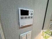 浴室乾燥機付きのお風呂です！快適に使えそうですね。