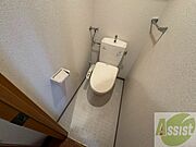 ウォシュレット機能がついたトイレ。安心して使用できますね。